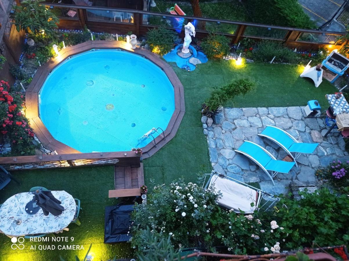 Comfortable Apartment With Panoramic View 65 M² Shared Pool Challand Saint Victor Kültér fotó